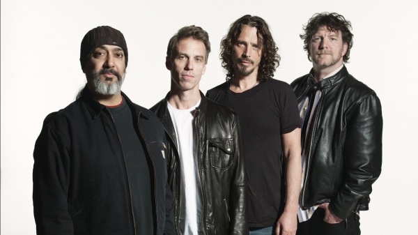 Soundgarden, nuova causa di Vicky Cornell contro la band