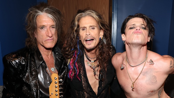 Steve Martin documenta la collaborazione con Aerosmith e Yungblud