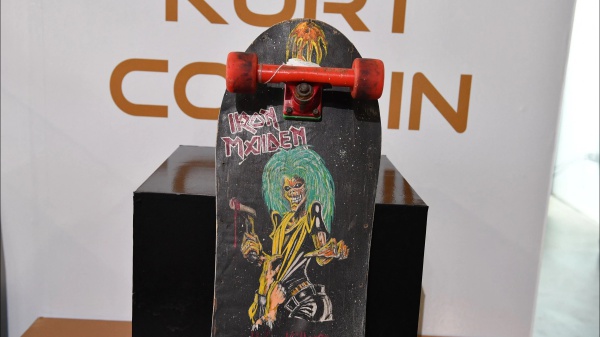 Tony Hawk e la storia dello skate disegnato da Kurt Cobain