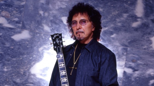 Tony Iommi: caparbio e instancabile combattente della chitarra rock