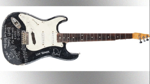 Venduta per 600.000 dollari la Fender regalata da Cobain a Lanegan